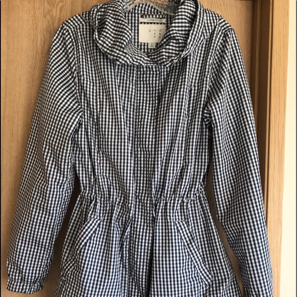 A NEW DAY B&W GINGHAM LIGHTWEIGHT RAIN PARKA